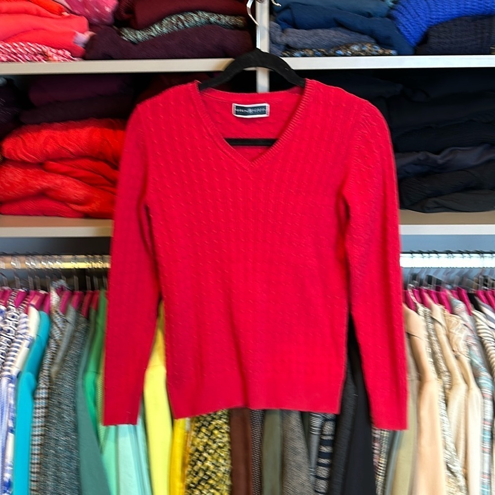 Karen Scott red long sleeve v neck sweater size XS